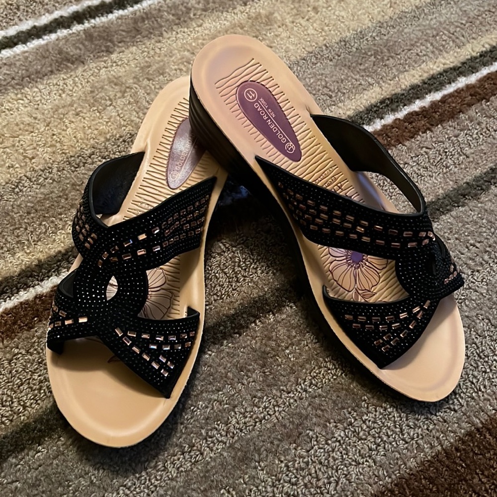 GOLDEN ROAD WEDGE SANDLES